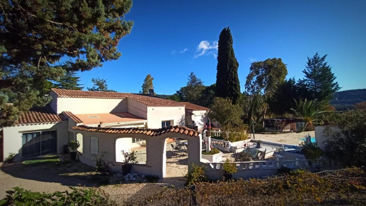 Logement La Belle Provence Le Beausset Exterior foto
